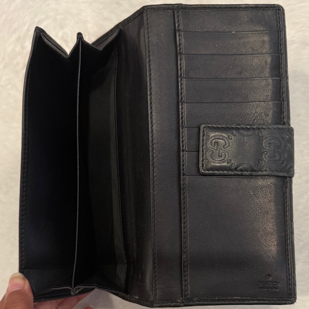 Vintage Gucci Large Wallet - Picture 6 of 11